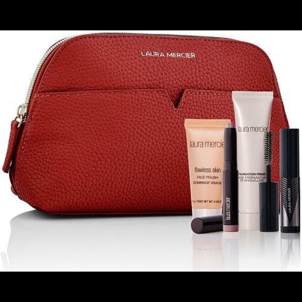 Makeup case + brush
